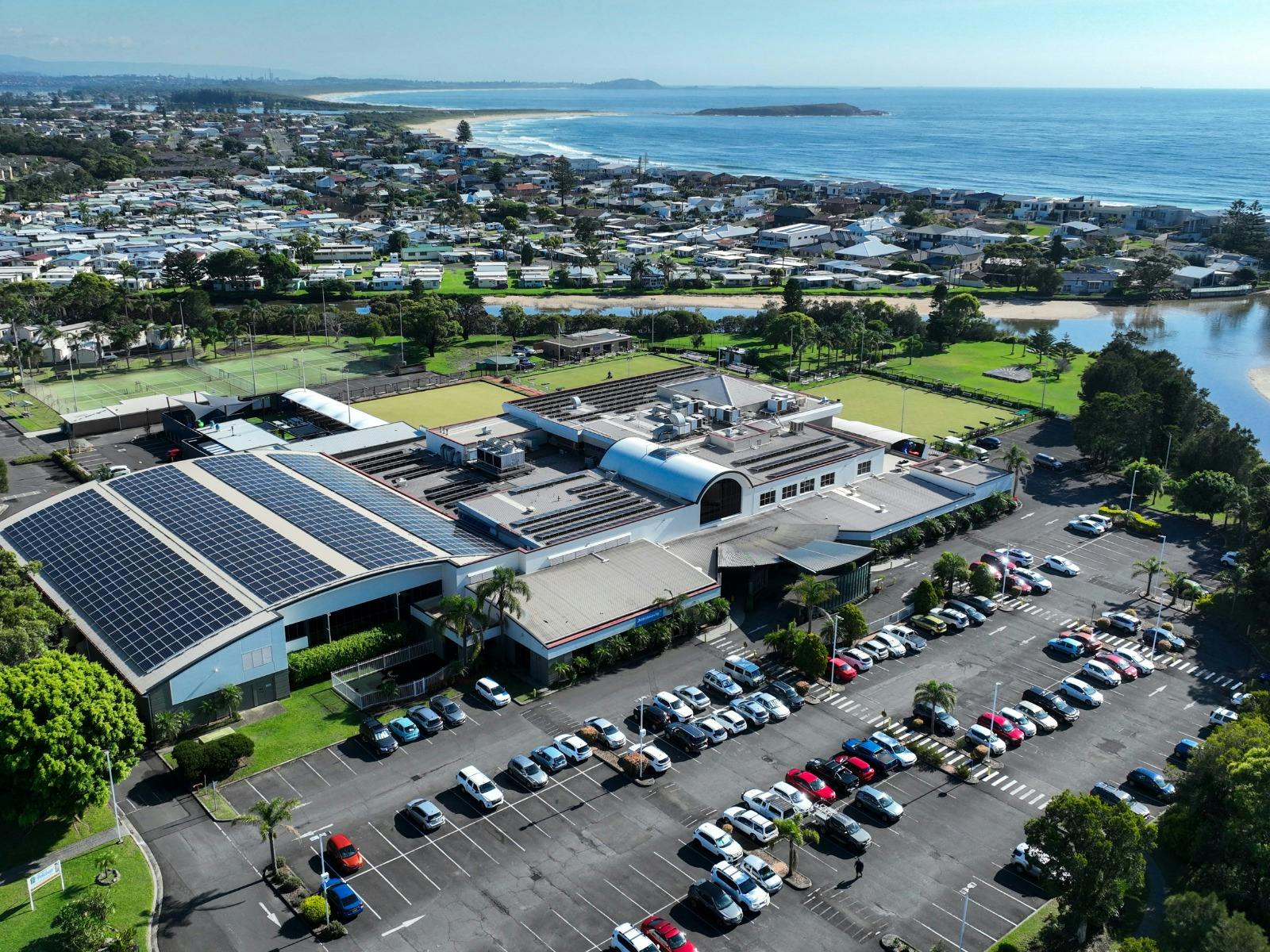 Warilla Bowls & Recreation Club