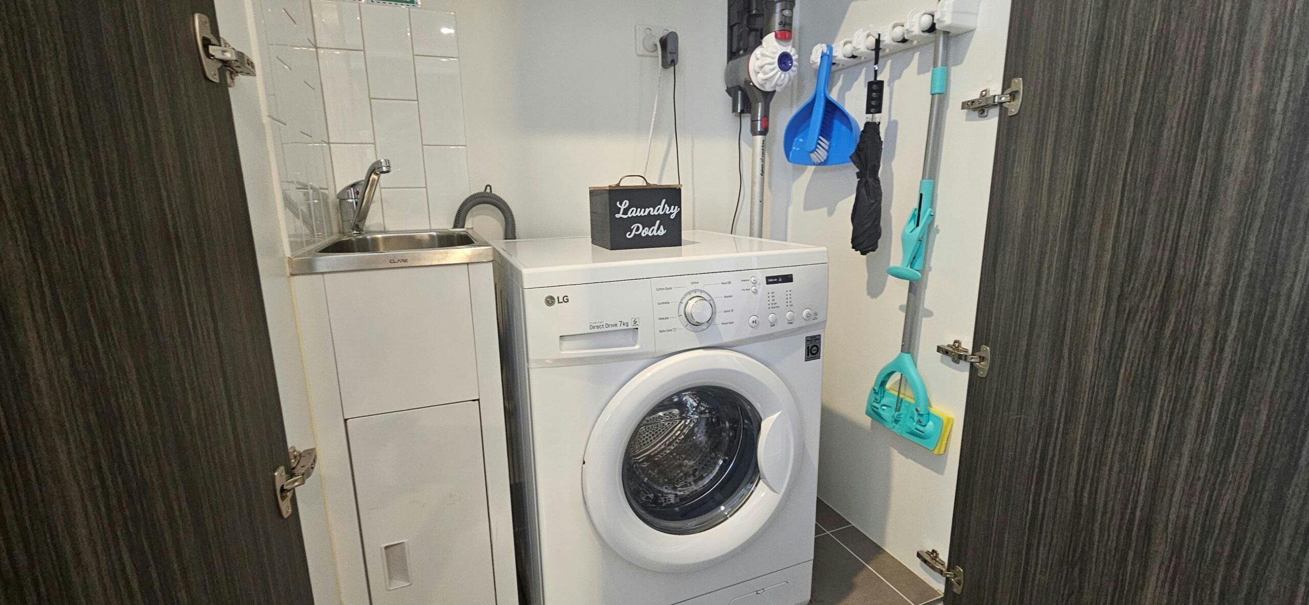 Rosedale Retreat Laundry