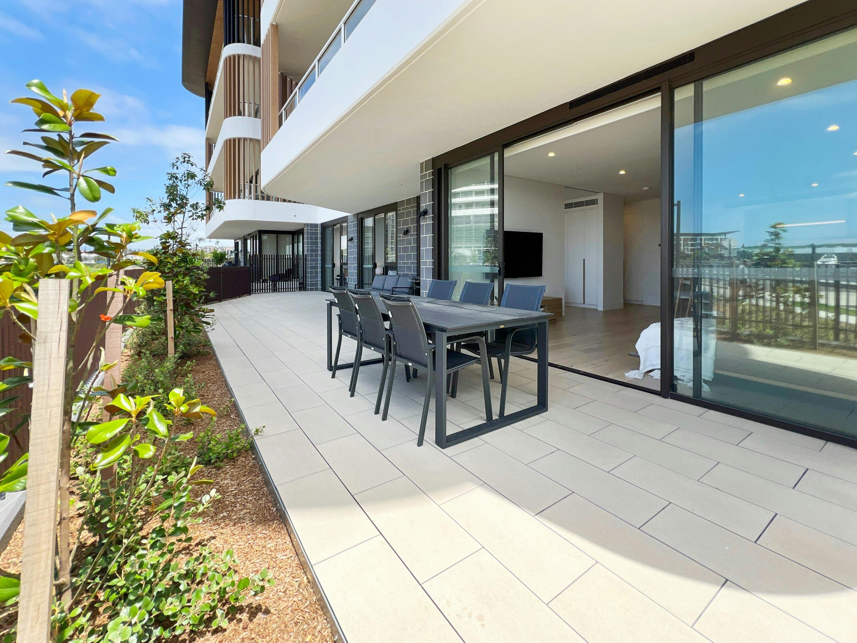 Alfresco with Marina Views