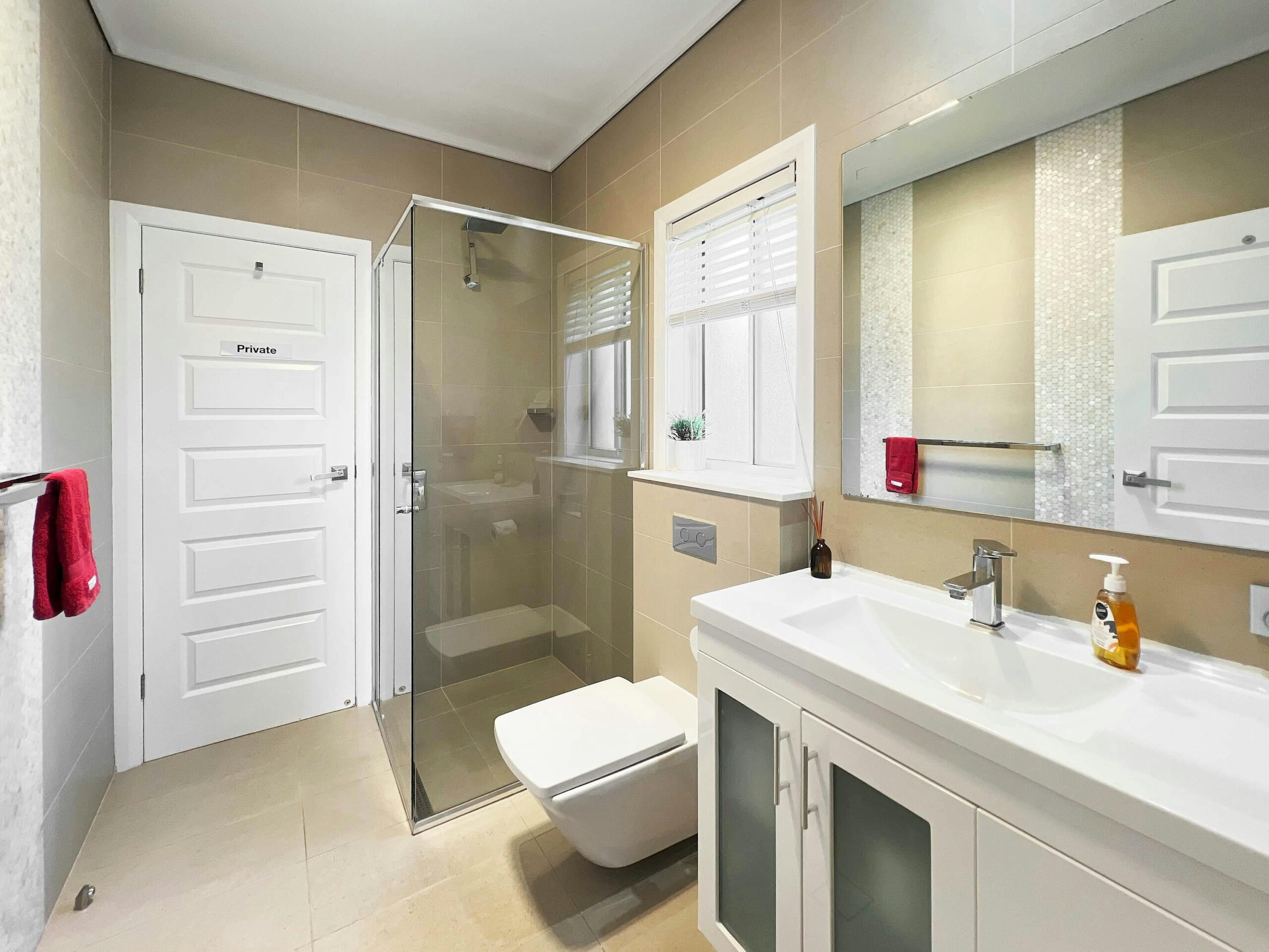 Ensuite