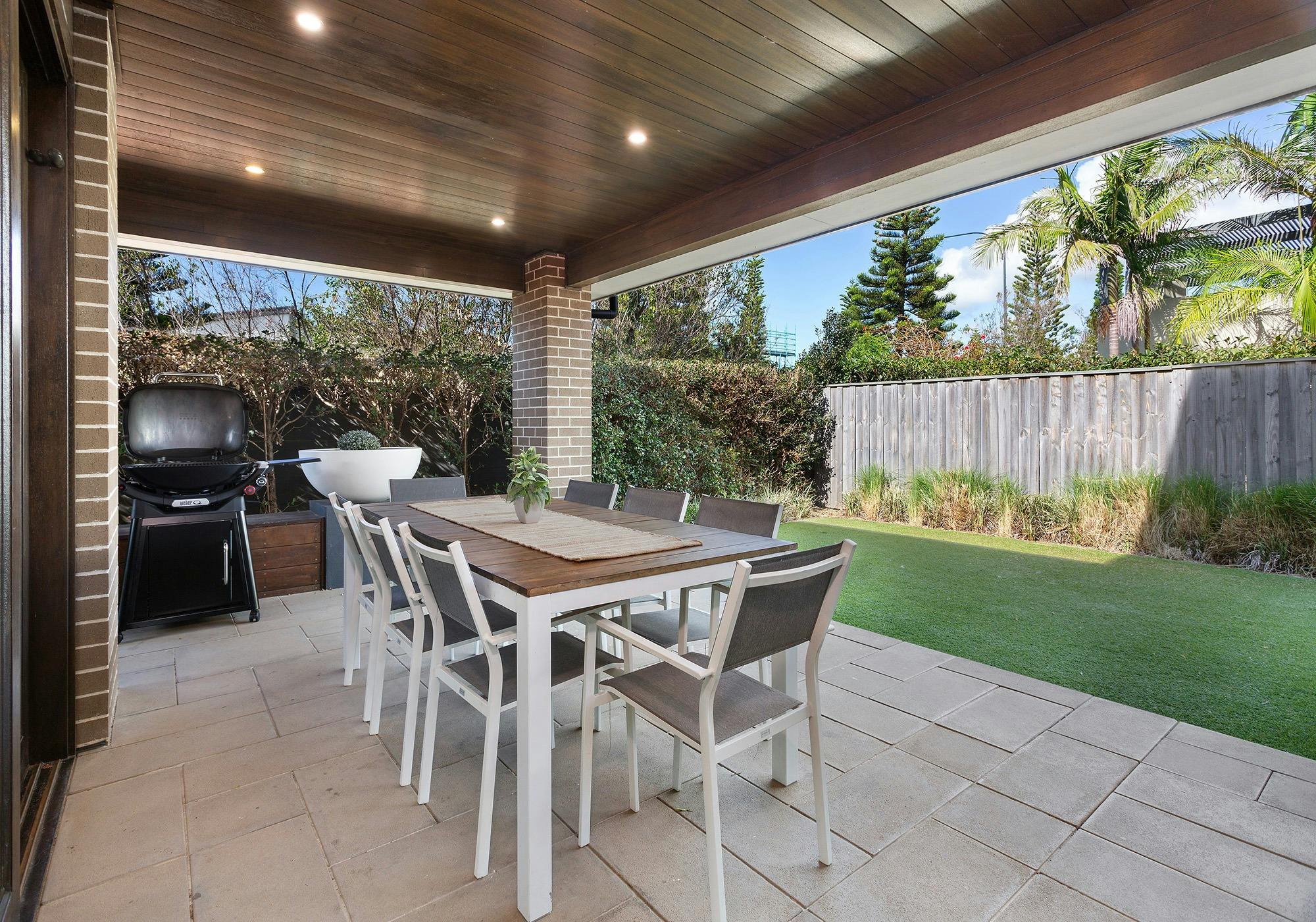 Alfresco