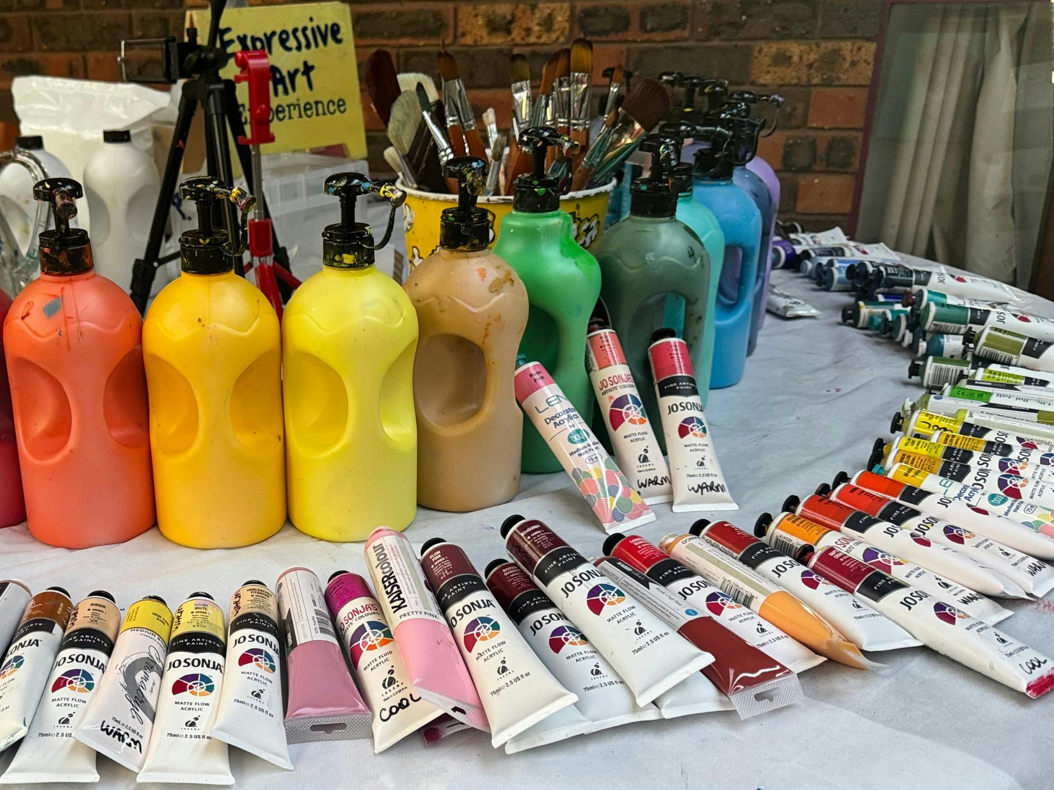 paints and more