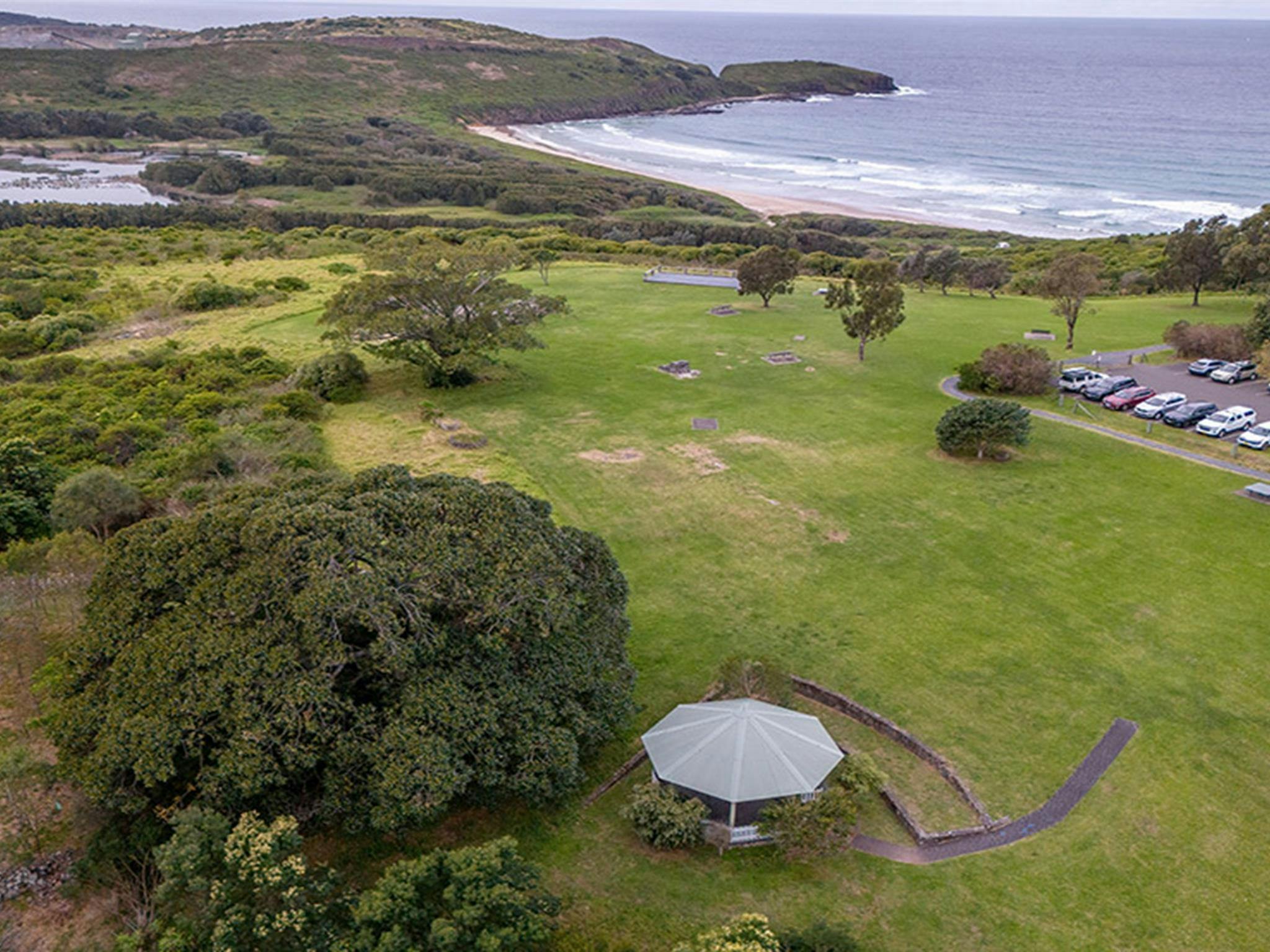 Frasers picnic area in Killalea Regional Park. Photo: John Spencer/DCCEEW &copy; DCCEEW